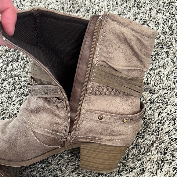 Jellypop Women's Tan Ankle Boots size 8.5 boots for women! Super cute! - Picture 7 of 7